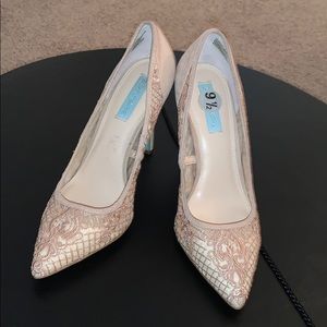 Betsey Johnson Pumps